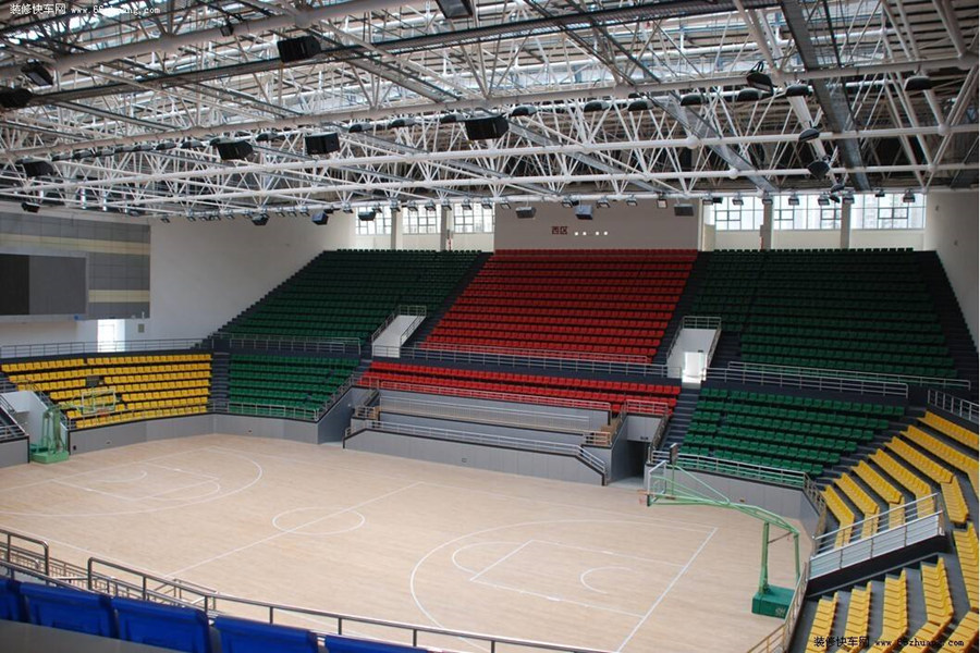 吉安羽毛球场网架工程